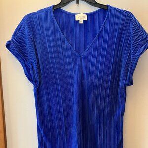 NWOT Andree By Unit Cap Sleeve Blue Top V Neck Lightly Sheer Size 1X